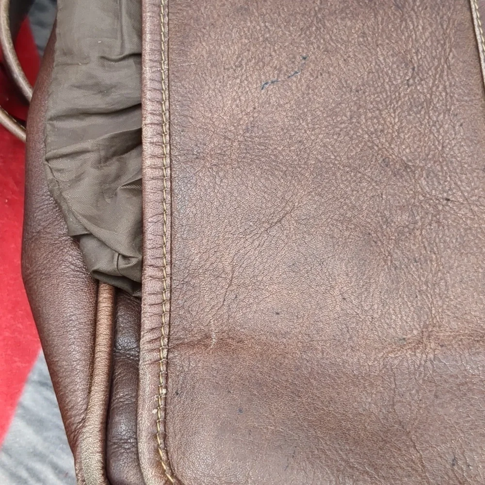 N/A leather bag